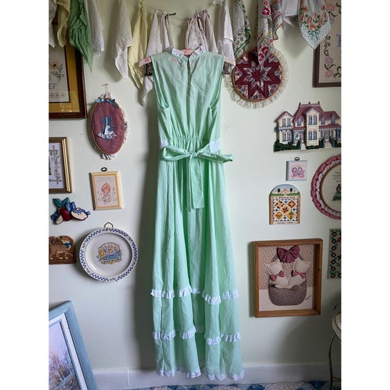 70's Vintage Gillies Pastel Green Sleeveless Maxi Dress With Eyelet Trim -  Etsy