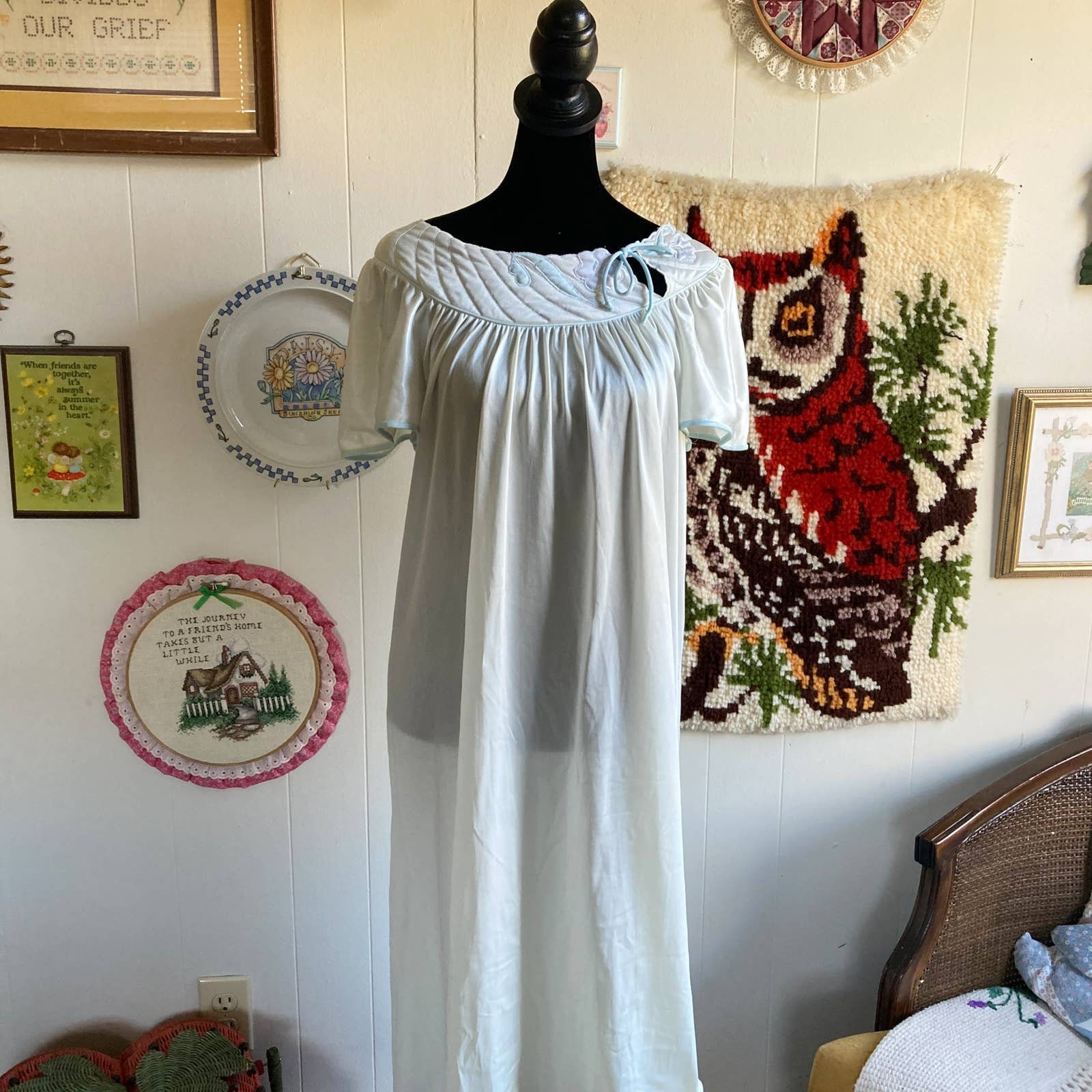 80's Vintage Kitschy Cottagecore White Nightgown With Quilted Accents