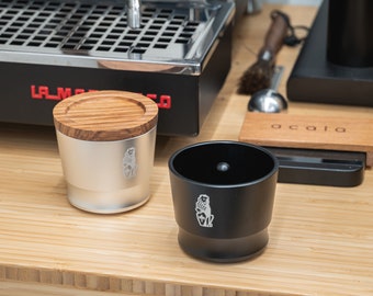 Vaso dosificador Blind Tumbler, estilo Shaker con tapa de madera