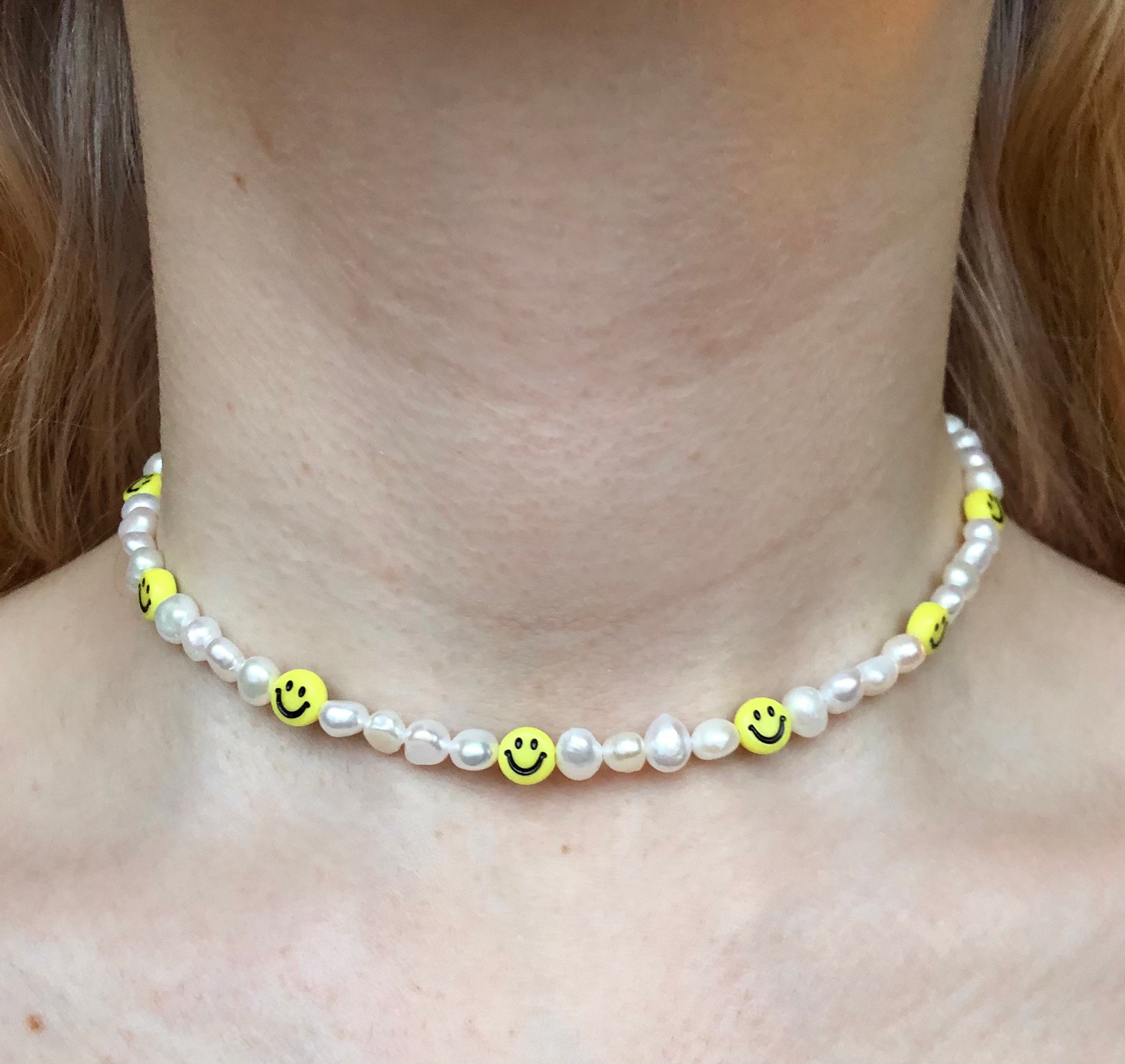 Smile Face Decor Faux Pearl Beaded Bracelet | Beads bracelet design, Beaded  bracelets, Stretchy beaded bracelet