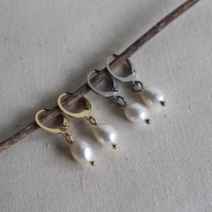 Pendientes de aro con perlas de agua dulce, cierre de palanca, joyería de perlas reales, regalo de boda para dama de honor, oro de 18 quilates, acero inoxidable.