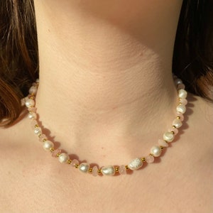 Freshwater Pearl and pink rose quartz chip Handmade necklace fresh water Pearl gold necklace Custom length choker gemstone trendy