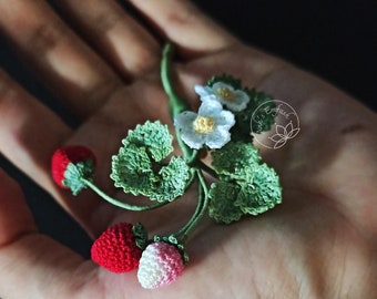 Crochet Strawberry Brooch, Strawberry Pin, Handmade Brooch, Wedding Flower Boutonniere, Thank you gift, Mother’s Day Gift
