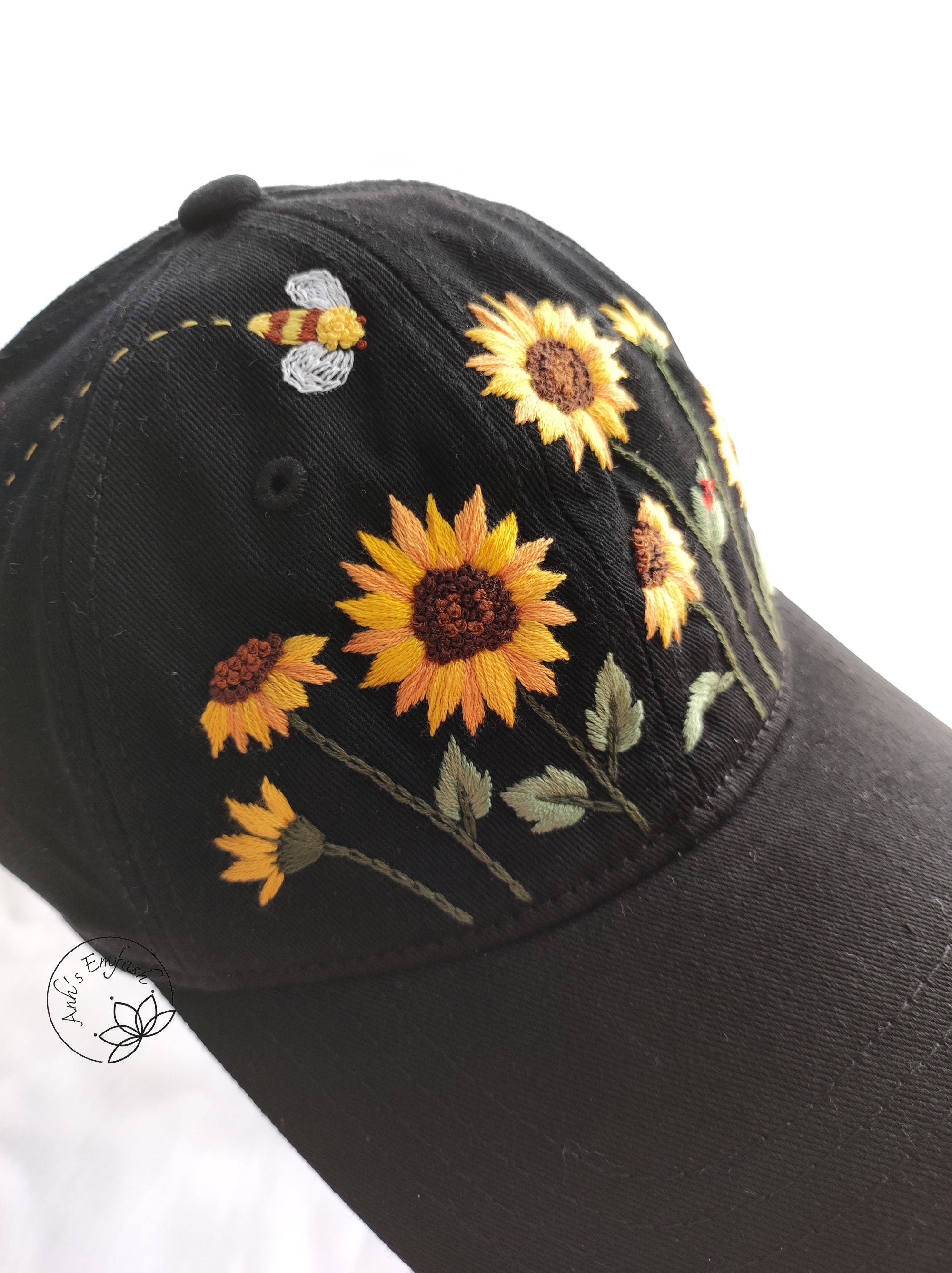 Hand Embroidery Sunflowers and Bee Hat, Black and Navy Khaki  display picture 1