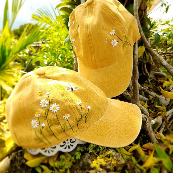 Chapeau marguerite et abeille brodé à la main, casquette en denim à fleurs, casquette de baseball, casquette à fleurs brodées, chapeau vintage pour femme