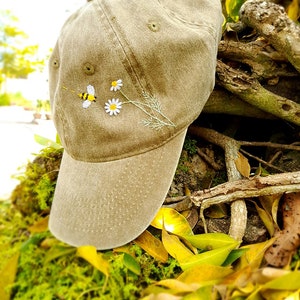 Hand Embroidery Daisy And Bee Hat Floral Denim Cap Baseball Cap hand-embroidery-daisy-and-bee-hat-floral-denim-cap-baseball-cap