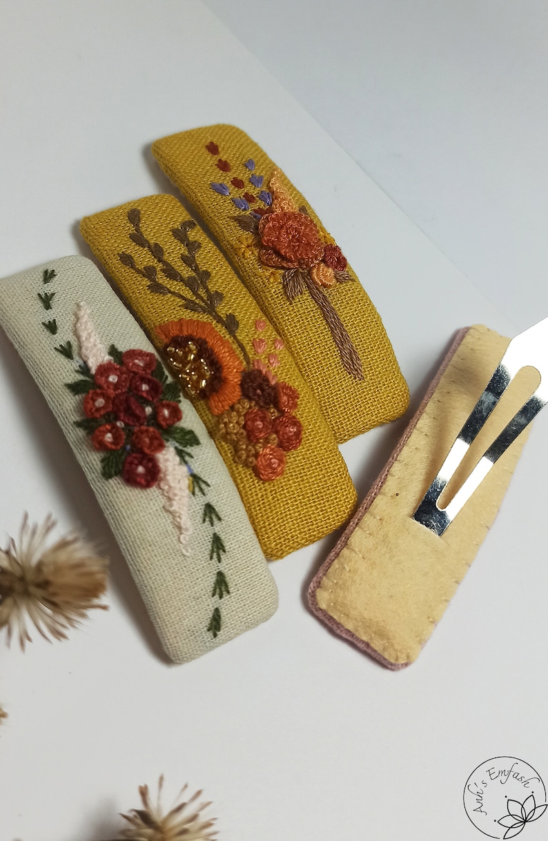 Embroidered Hair Clips (Set of 2) - Floral Stem & 60s Abstract Coral main image 0
