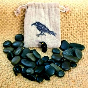 Crow Stones, Trinkets with Resin Crow, Organic Cotton Bag, charm readings, crow gifts