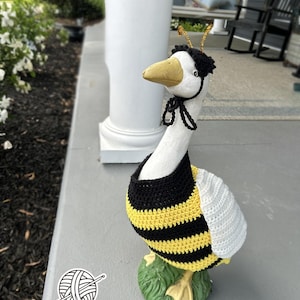 Porch Goose Outfits for Spring & Summer Seasons Handmade Crochet - Bee, Easter Bunny, Patriotic, St Patrick&#39;s Day