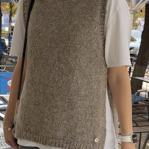 Knitted sweater vest with slits Beige hand knit vest for women Alpaca knitted sweater vest Round neck sweater vest Chunky knit women vest
