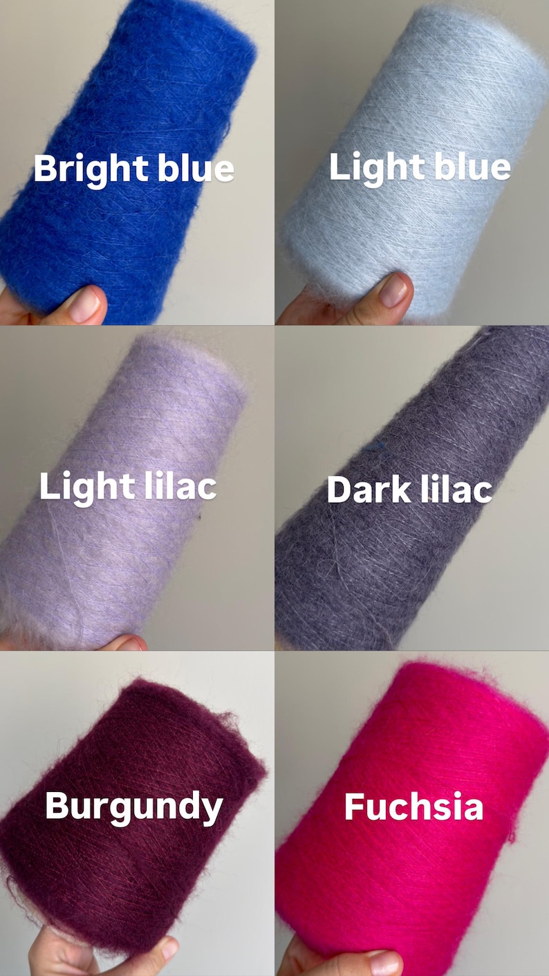 Pu&ograve; includere: Sei coni di filato soffice in vari colori, etichettati come Bright blue, Light blue, Light lilac, Dark lilac, Burgundy e Fuchsia. Ogni cono presenta un aspetto morbido e testurizzato con un colore distinto, presentato in una griglia.