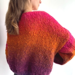 Bunter Mohair-Pullover Mehrfarbige Mohair-Jacke Übergroßer Pullover Grobstrick-Pullover Regenbogen-U-Boot-Ausschnitt Pullover Heller Mohair-Pullover