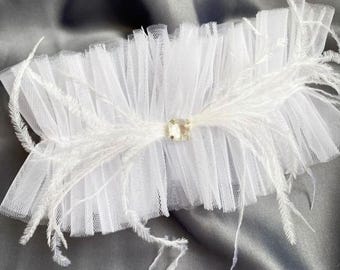 Luxurious Tulle Bridal Garter – White Wedding Garter with Crystal and Ostrich Feather