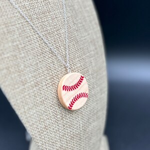 Custom Baseball Pendant Necklace – Personalized Sports Jewelry, Gift for Baseball Lovers, Sports Fan Necklace