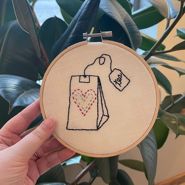 Broderie de sachet de thé (cerceau de 5 pouces)