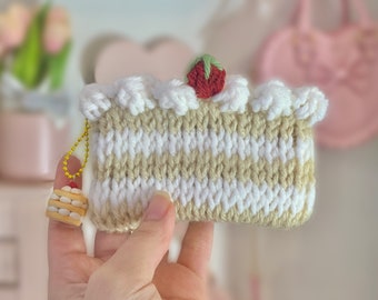 Handmade Knitted Cake Pouch