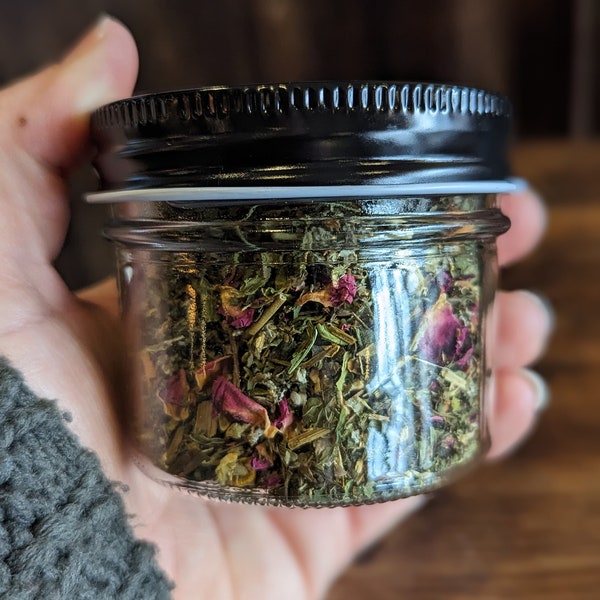 Raspberry Leaf Tisane| Caffeine Free Tea Blend | Herbal Tea Blends | Loose Leaf Tea| Glass Tea Jar