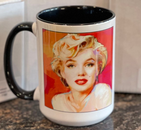 Marilyn Monroe IV Ceramic mug for Marilyn Monroe fan. Coffee mug Gift for her and boyfriend gift.