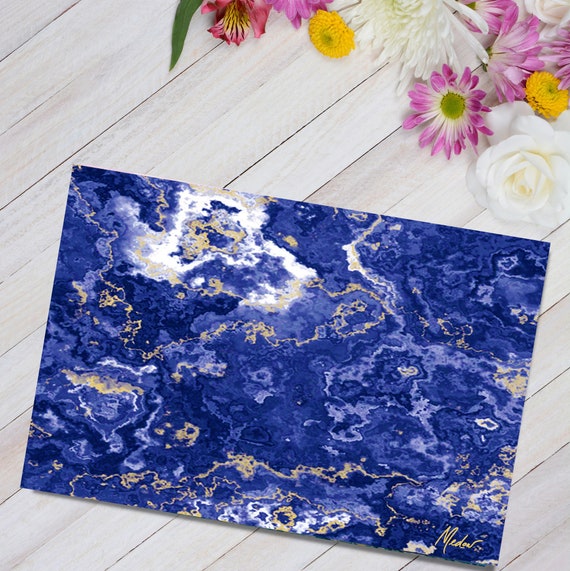 Marble Design Blue Glass Cutting Board, Perfect design for Wedding Gifts Anniversary gifts. Abstract Wavy Contrast Design For Dinner Table