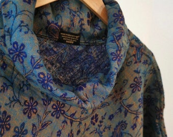 Cozy poncho with paisley pattern, blue/turquoise, for women and men, YAE