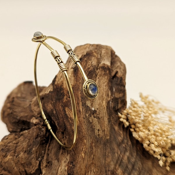 Bracciale superiore, gold, with vere pietre di luna/ametista