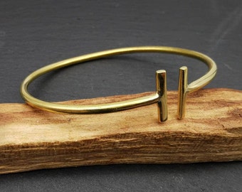 Minimalist brass bangle “GOLDEN LINE” | open bangle with two bars | delicate gold-colored stacked bangle for women