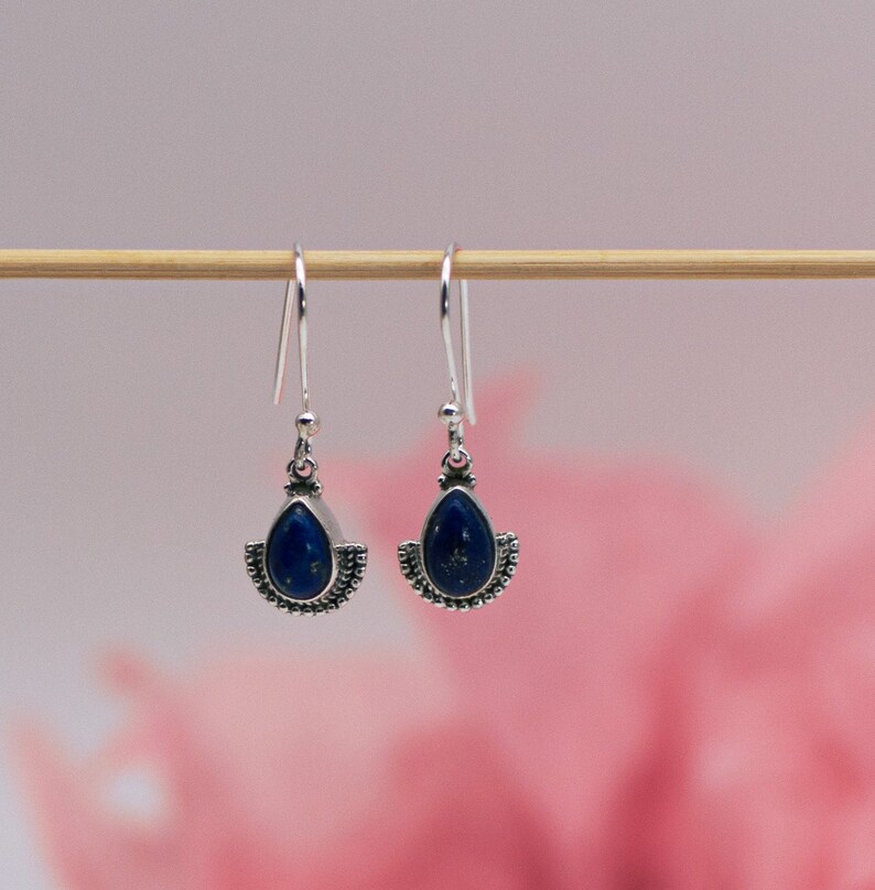 Boucles d'oreilles pendantes en filigrane avec lapis-lazuli image 2