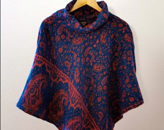 Poncho caldo con motivo paisley, blu / salmone, poncho reversibile