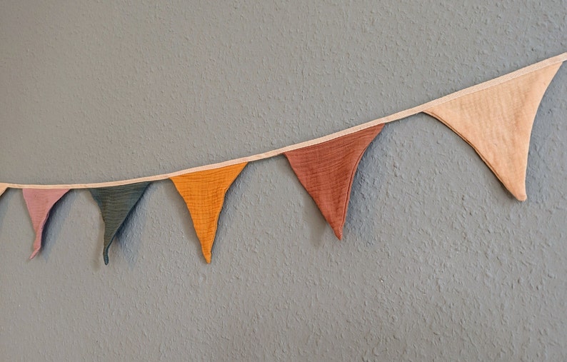 Colorful pennant chain AURORA made of muslin, children's room garland, colorful decorative garland image 4