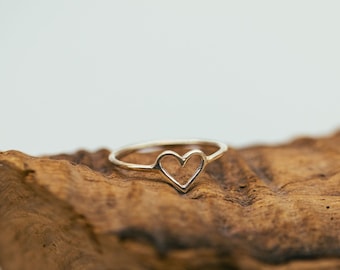 HEART heart ring in 925 sterling silver | delicate ring with a small heart | minimalist heart stacking ring for gifting and combining