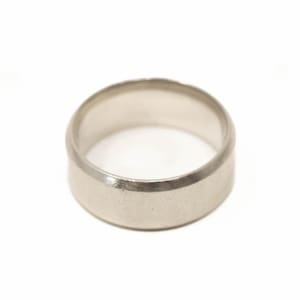 Vintage 950 Platinum Wide Plain Band by Crown Ring! Made in Montreal! [Size 10]