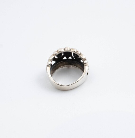 Vintage Sterling Silver Ring with Laser Cut Archi… - image 4
