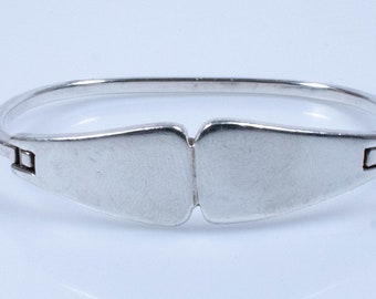 Vintage Sterling Silver Thick Polished Bangle! [Size 6.5"] Made in Mexico!