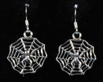Vintage Sterling Silver Spider Web Dangle Earrings With Spider!