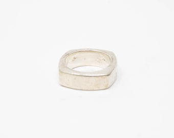 Vintage Sterling Silver Square Modernist Band! [Size 6.25 US]