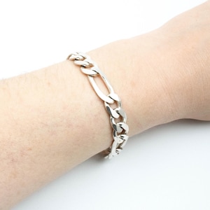 Vintage Sterling Silver Bold Figaro Link Bracelet! Made in Italy! [Size 8&quot;]