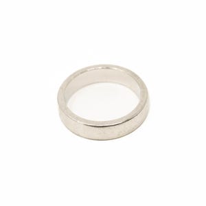 Vintage 950 Platinum Classic Square Edge Plain Band! [Size 4.75]