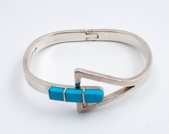 Vintage Sterling Silver Hinged Arrow Buckle Bracelet With Turquoise! Made in Mexico! [Size 6"]