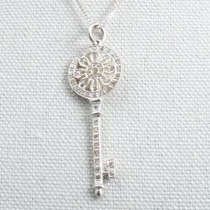 Vintage Sterling Silver Box Chain With Diamond Encrusted Floral Key Pendant! Made In Italy!  [Size 18&quot;]