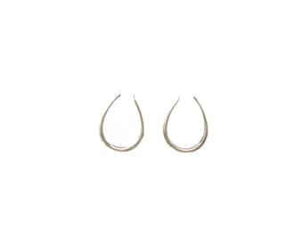 Vintage Sterling Silver Polished Teardrop Hoop Earrings!