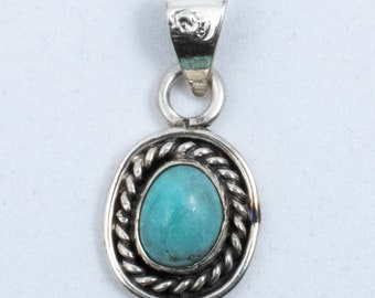 Vintage Sterling Silver Pendant With Turquoise Coloured Stone! Navajo Inspired Made in Mexico!