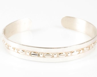 Vintage Sterling Silver Thick Cuff with Repeating Designs! Scotiabank Logo Made in Canada! [Size 6.75"]