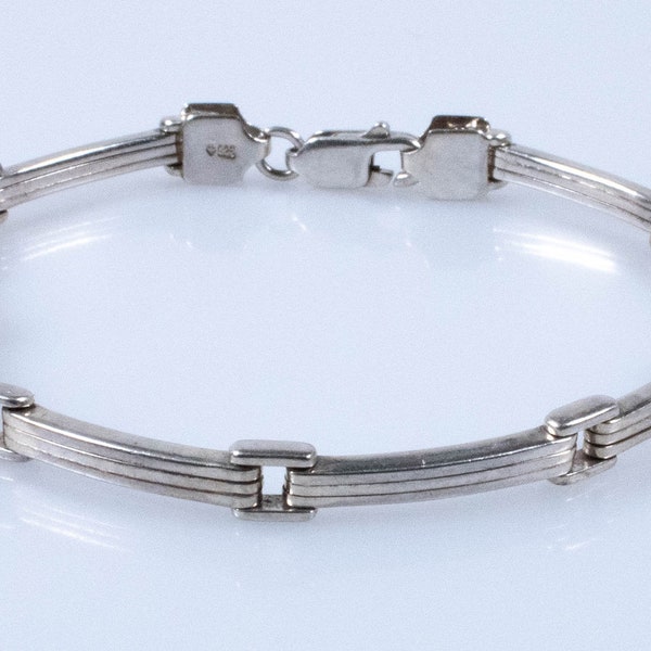 Vintage Sterling Silver Austere Rounded Bar Link Bracelet! [Size 7"]