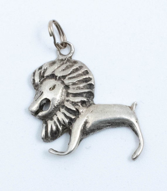 Pendentif Vintage 1993 - Lion Signé B, M.I - Bijou Homme Ou Femme