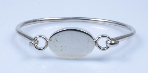 Vintage Sterling Silver Small Bangle With Flat Ov… - image 1