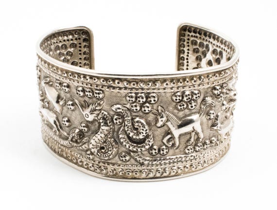 ブレスレット Claw cuff bracelet Silver-tone Double Knot Cuff Bracelet | Claire's US