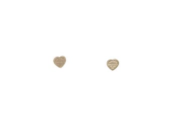 Vintage Sterling Silver Engraved Heart Stud Earrings by T & C!