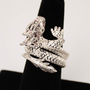Vintage Sterling Silver Curled Dragon Ring! Intricate Designs! [Size 8.75]