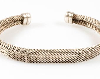 Vintage Sterling Silver Mesh Cuff! By Q-RAY Canada! [Size 6.25"]