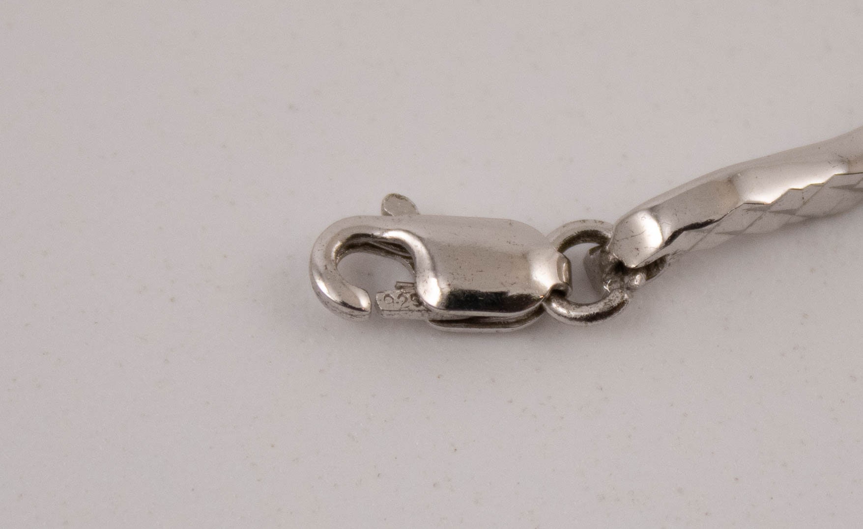 ヴィンテージ！Silver Wavy Curve ブレスレット Sterling Silver Vintage Etched Wavy Links With 3 Round Cut